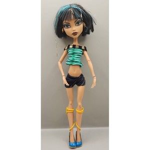 Monster High Cleo de Nile 2008 Clothes and Shoes